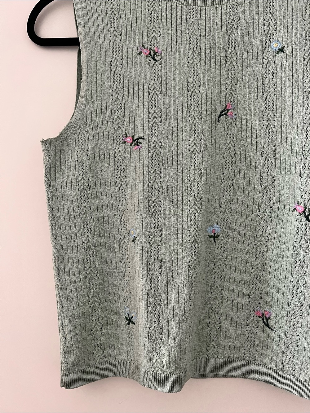 Zara Floral Mock Neck Tank Top - Picture 2 of 4